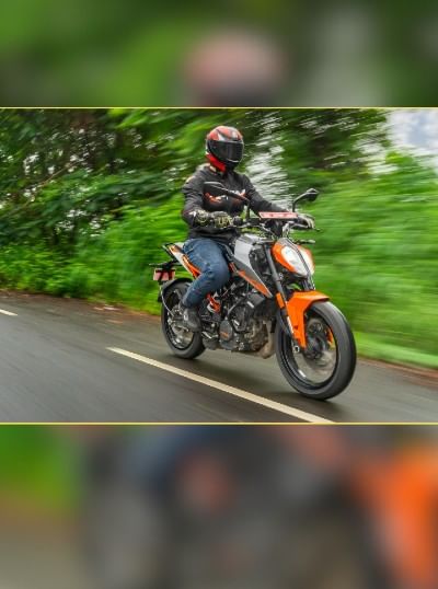 KTM 160 Duke review with price features performance and comfort tested